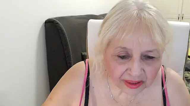susilifexxx (Ask my age) - pussy time