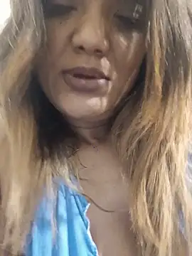 Indianpleasure300 webcam