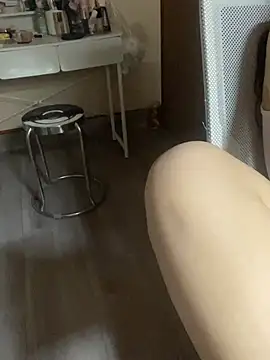 Mina048 webcam