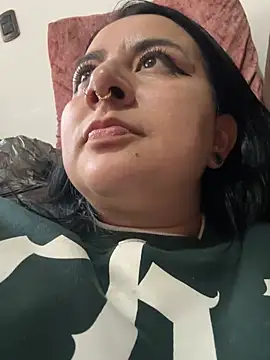 Abril_Luv webcam