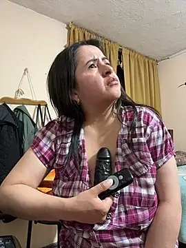 latinfemale webcam