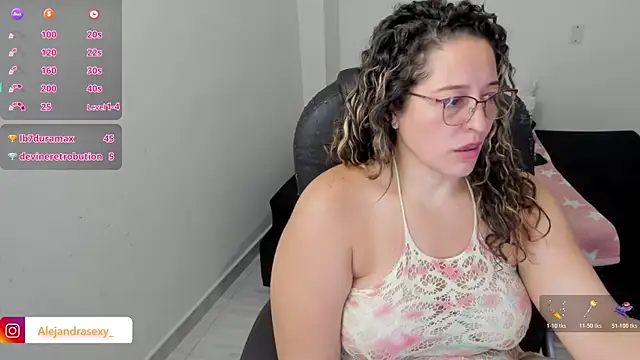 alejandra_milf_ live cam on StripChat