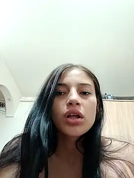 Virgin_Pussy_Love webcam