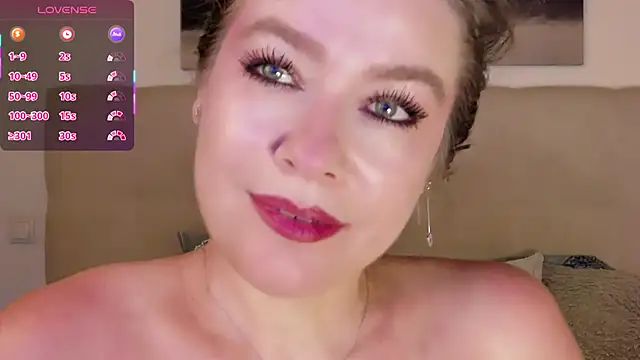 PetersEmily webcam