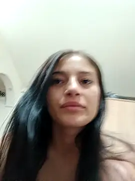 Virgin_Pussy_Love webcam