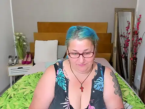 Sugarmommy_69X webcam