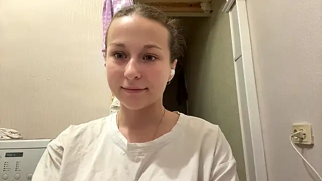 TaIliedGuest webcam
