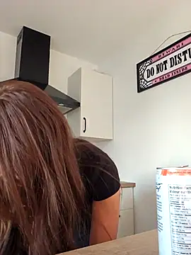 LilyOrion webcam