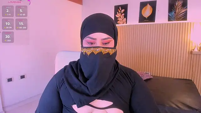 samanee_konn webcam