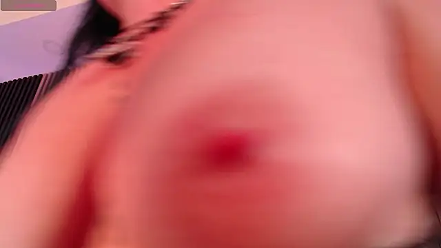 alicia_moom