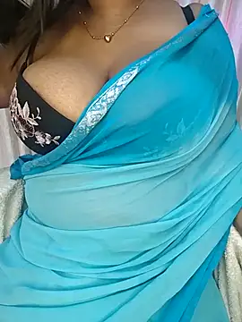 Curvy_Pooja webcam