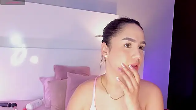 Emily_robertss1 webcam