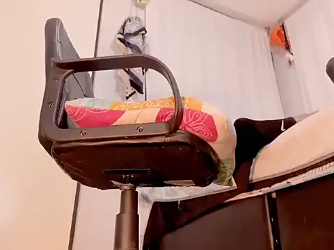 thomass1018 webcam