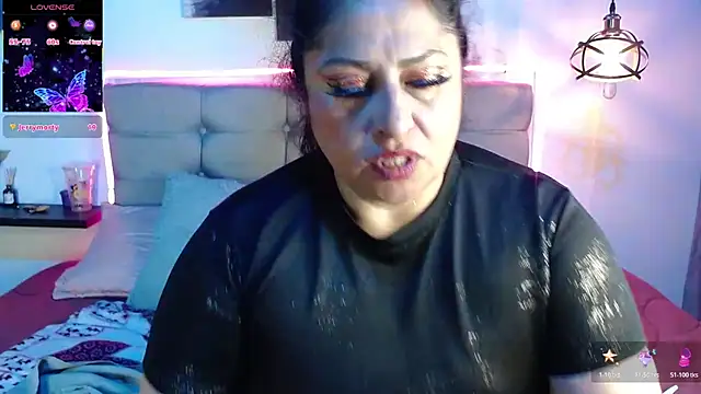 Keyla01_ live cam on StripChat