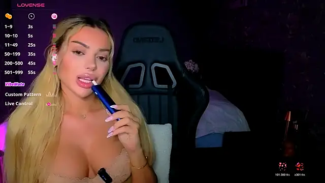 Ayla__Demir webcam