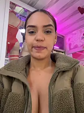 Sara-77 webcam