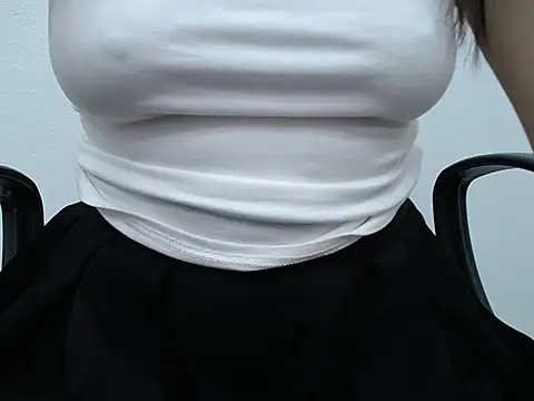 _Lady- webcam