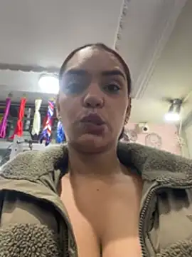Sara-77 webcam