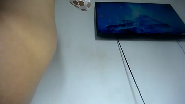 Fox_Loves live cam on StripChat