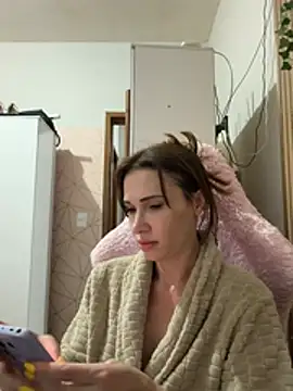 Irresistible37 webcam