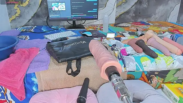 Pauliny23sex webcam