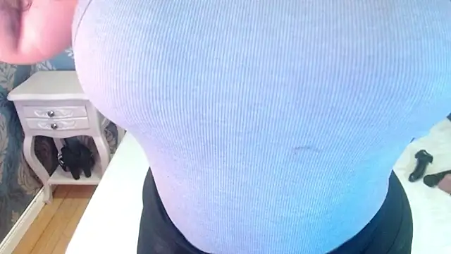 Sofiacowperx webcam