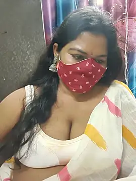 Liyaa_24 webcam