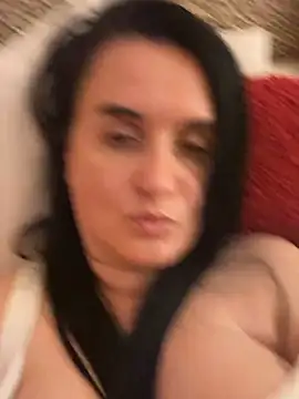 TriumphLove webcam