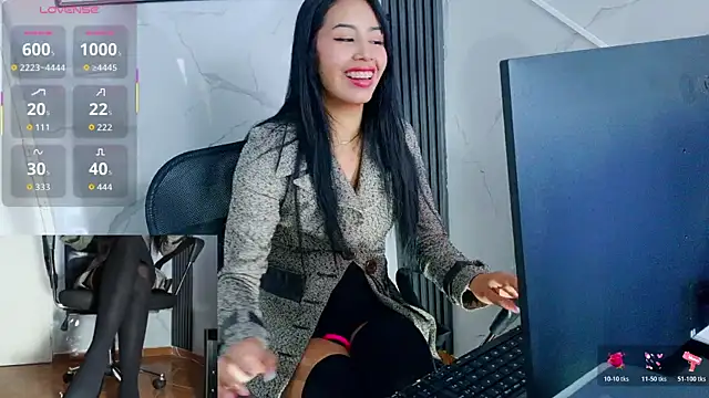 Miss_Charlottet webcam