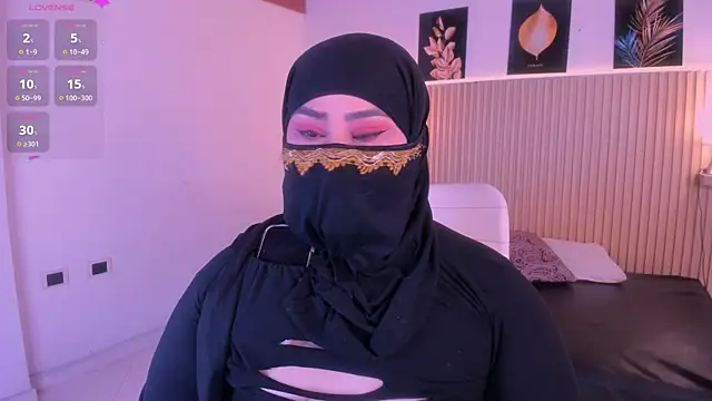 samanee_konn webcam