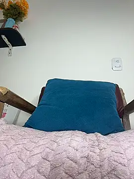 LilaRvsh webcam