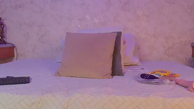 Mia_hill1 webcam