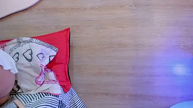 ORIANNA_21 webcam