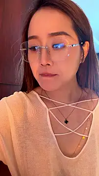momoli60 webcam
