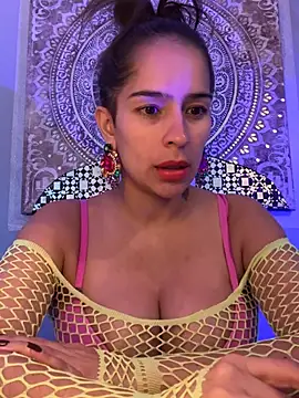 Mau_White webcam