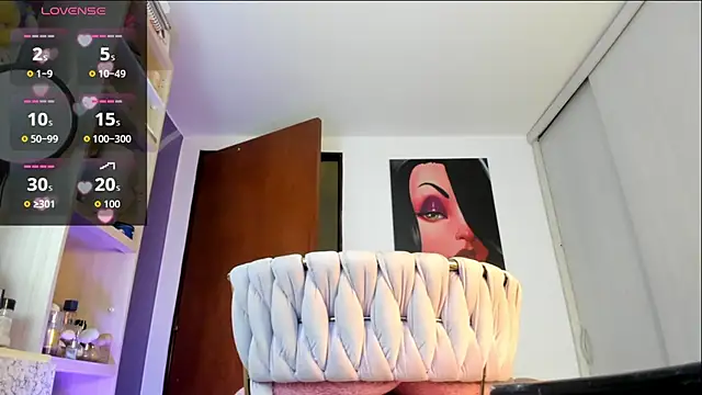 REAL_SCARLETBRIGHT webcam