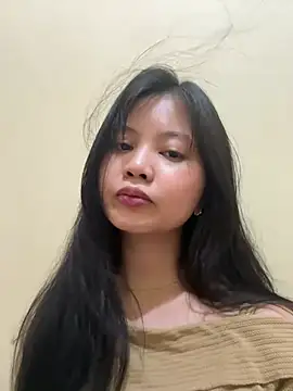 kylie111777 (F young) - Tease me