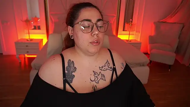 Kittywakee live cam on StripChat