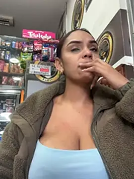 Sara-77 webcam