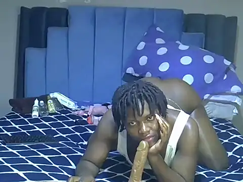 melanin_moon webcam