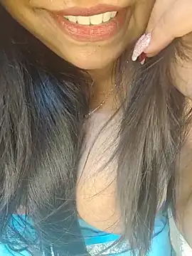 Curvy_Pooja webcam