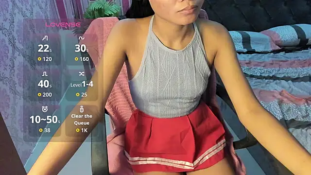 Mica_Jones live cam on StripChat