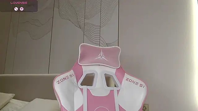 JenniferQueen11 webcam