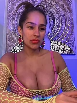 Mau_White webcam