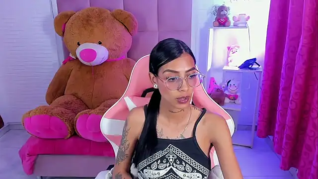 KarlaSlutSkinny__ webcam