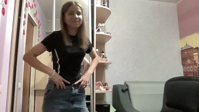 HwaTrippel live cam on StripChat