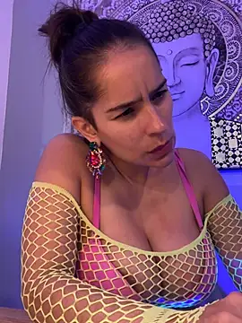 Mau_White webcam