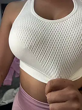 MiaJones21 🔷 live online stream