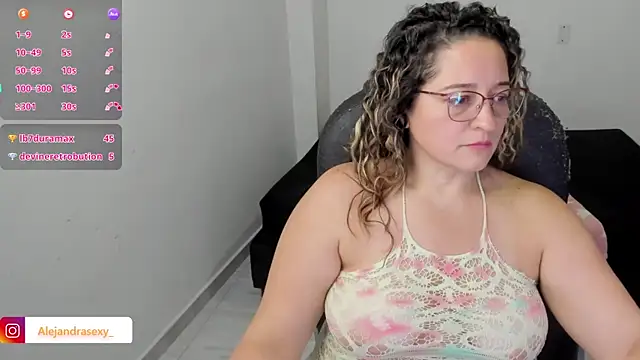 alejandra_milf_ webcam