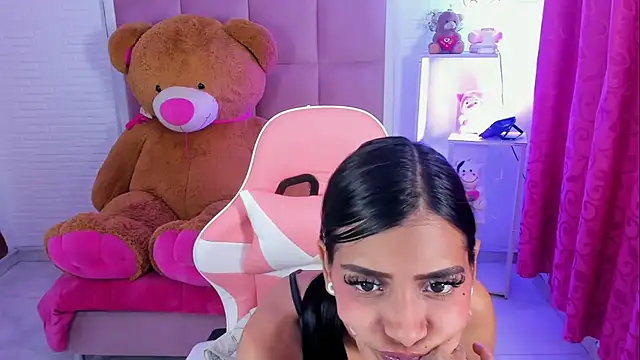 KarlaSlutSkinny__ webcam